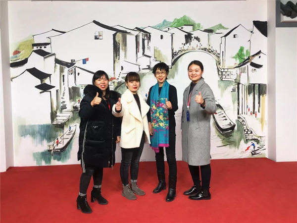 如鱼得水窗帘第八十八届导购精英班完美收官！