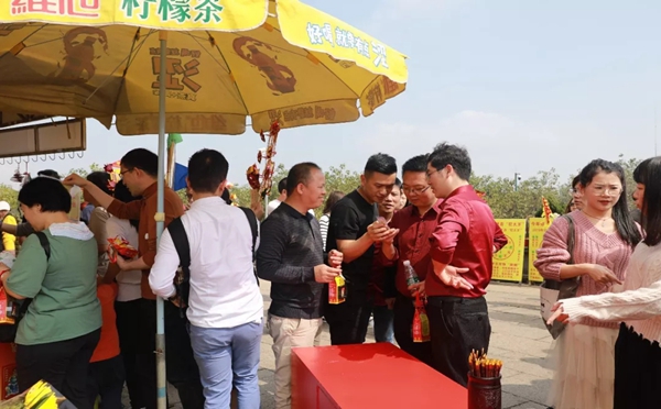 怡发门窗开工大吉，新的一年再创华丽新篇章！