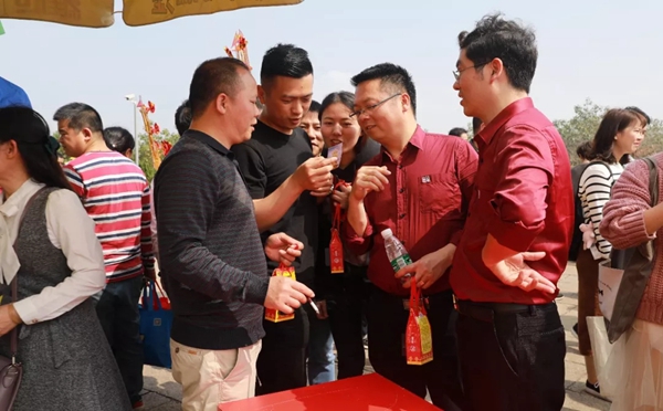 怡发门窗开工大吉，新的一年再创华丽新篇章！
