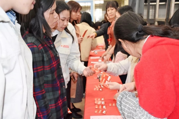 英辉铝业2019开工大吉 ，整装待发！