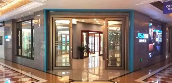 致尚门窗再次参展2019年中国建博会（上海）