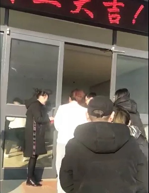 绿盾中天门窗开工大吉,2019扬帆再起航!