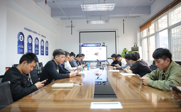欧神诺开展“神速谈单交互大屏”培训大会，新零售战略再深化！