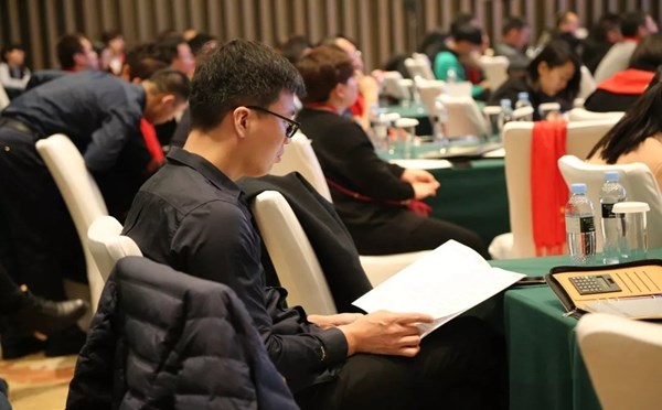 吉尔德文＆宏明泰门窗2019再携手，年度盛典活力绽放！
