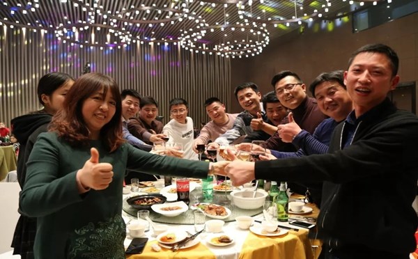 吉尔德文＆宏明泰门窗2019再携手，年度盛典活力绽放！