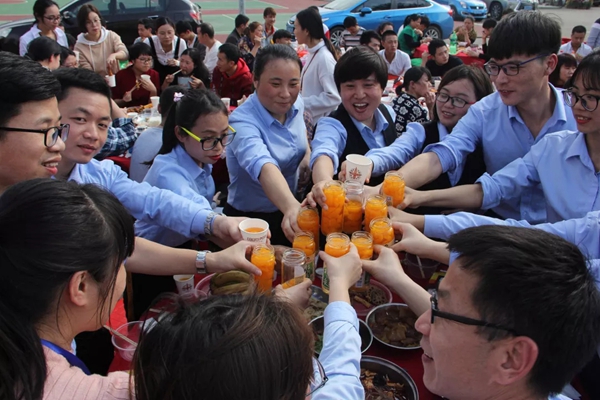 伊百丽全屋定制2019百家宴活动圆满结束！