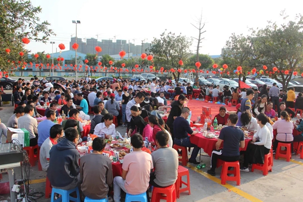 伊百丽全屋定制2019百家宴活动圆满结束！