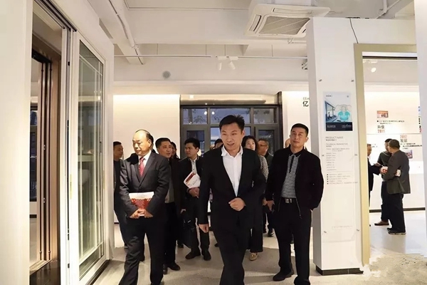 亿合门窗荣为佛山市湖北商会2019年分协会会长、秘书长工作会议承办单位！
