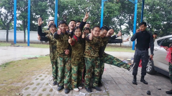 新帝豪门窗精英团队拓展培训圆满成功，蓄力扬帆，追梦2019！