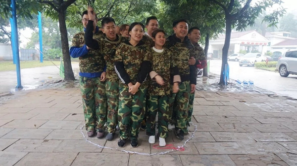 新帝豪门窗精英团队拓展培训圆满成功，蓄力扬帆，追梦2019！