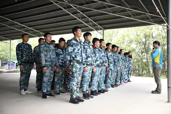 罗兰西尼门窗2019年度拓展训练活动完美收官!