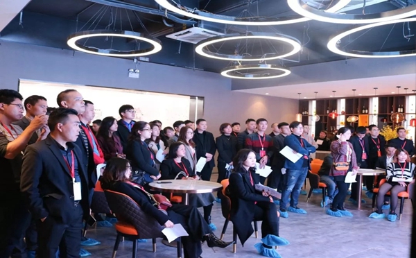 美尼美定制家具“2019加速度”全国经销商峰会隆重召开