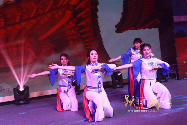 帝奥斯门窗 “跃非凡 阅未来”战略营销峰会答谢晚宴圆满结束