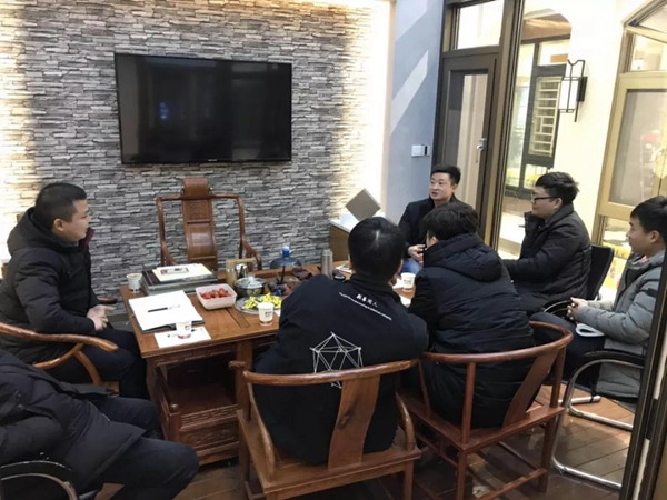 派雅门窗江西九江600方超级大店接待经销商一行参观学习！