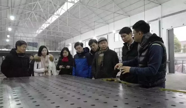 日朗门窗迎接湖北省历史建筑研究会一行莅临参观交流！