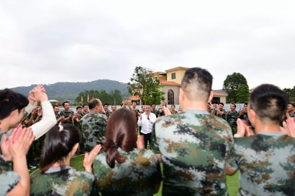 木斯特整木家装2019管理团队拓展训练活动圆满结束！