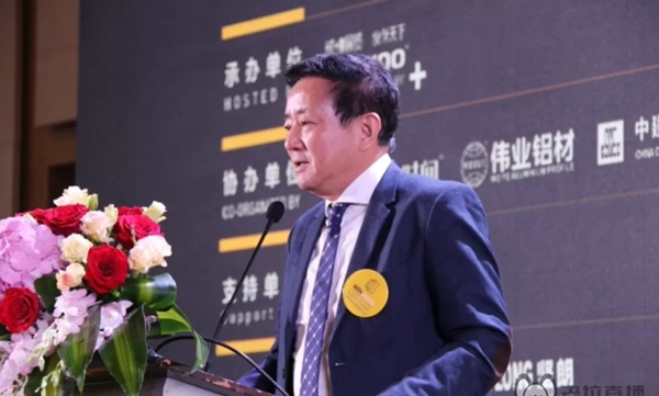 伟业门窗在第25届全国铝门窗行业年会4B12展位恭候您到来！