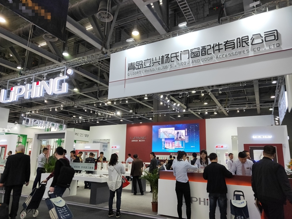 门窗幕墙新品展|立兴杨氏五金李翔：紧跟工业4.0发展趋势升级