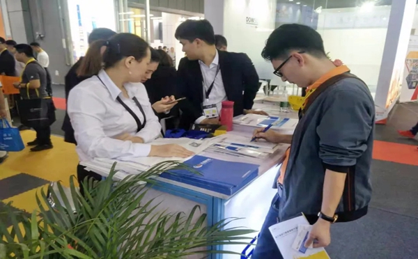飞度盛装出席第25届铝门窗幕墙新产品博览会，我们在6C20展位等你