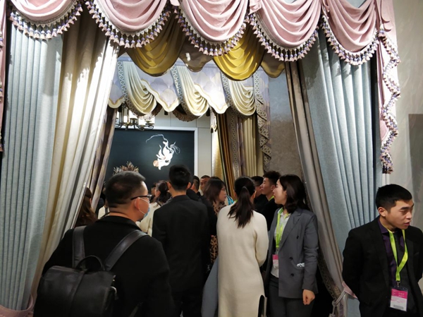 北京墙纸墙布展丨如鱼得水窗帘溢彩独领风骚，60㎡就能投资的软装大牌！
