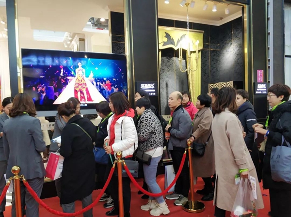 北京墙纸墙布展丨如鱼得水窗帘溢彩独领风骚，60㎡就能投资的软装大牌！