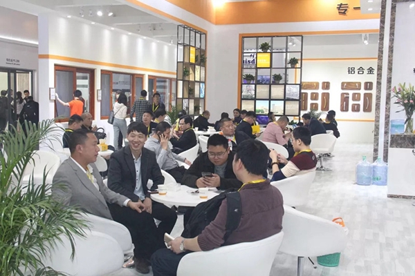 春光五金与您相约第25届铝门窗幕墙新产品博览会!