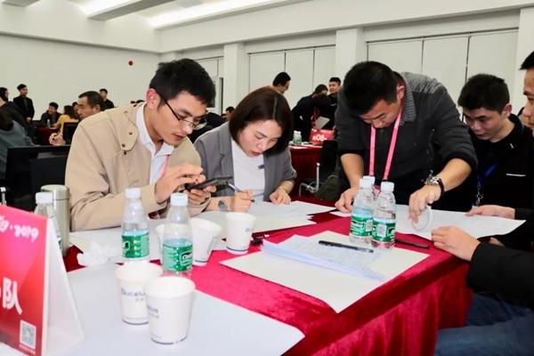 贝克洛门窗2018年经销商年会暨凝心聚力·2019圆满举行