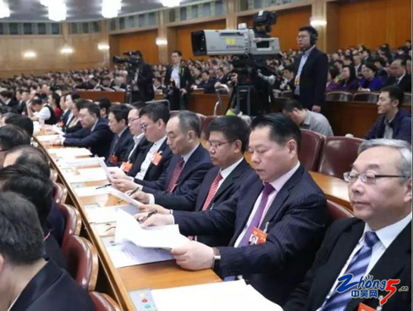 李克强总理参加政协联组会，月星集团丁佐宏作为工商联界代表发言