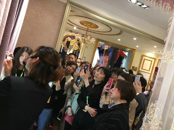 摩力克窗帘2019春季新品订货会首日火爆全场,只因这些亮点!