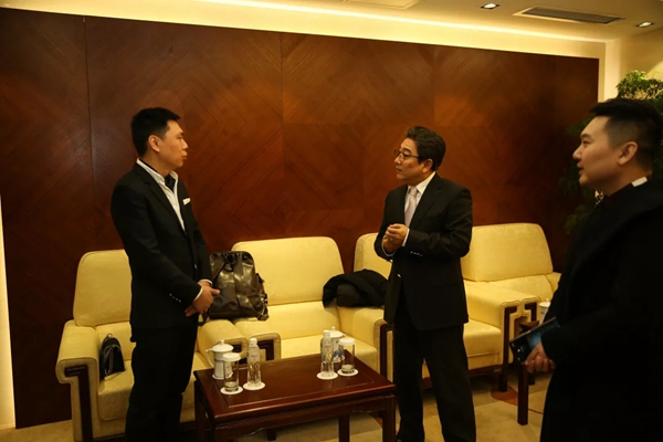艾是墙布2019品牌战略发布会暨行业流行与发展趋势发布会圆满结束！