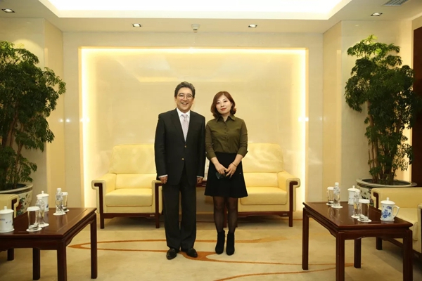艾是墙布2019品牌战略发布会暨行业流行与发展趋势发布会圆满结束！