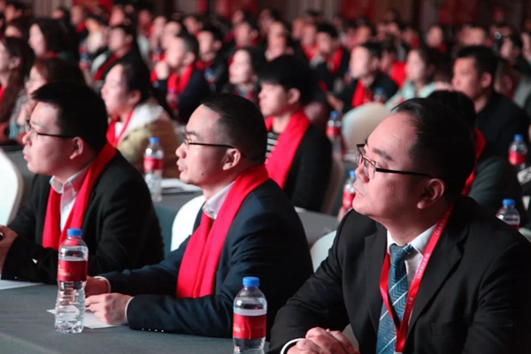 金迪木门2019经销商年度峰会完美收官,新品将首秀北京展会!