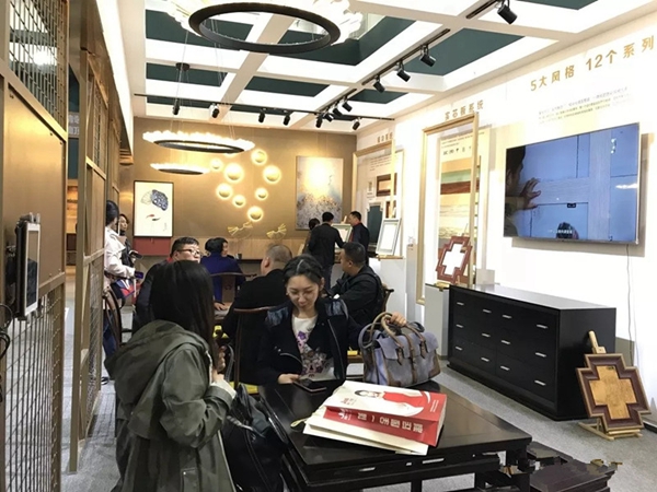 艾格木精装墙顶新品惊艳绽放北展,为你带来真正的格调!