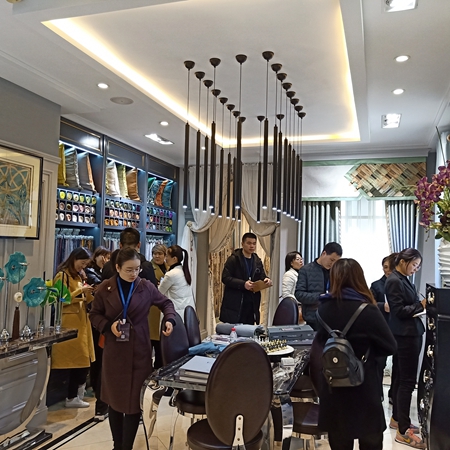 英伦世家:2019年(春季)新品发布会圆满举行!