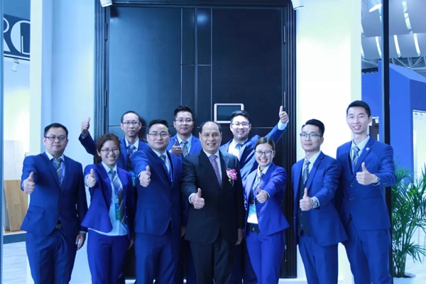 润成创展在第十届中国（佛山）门窗博览会大放异彩！