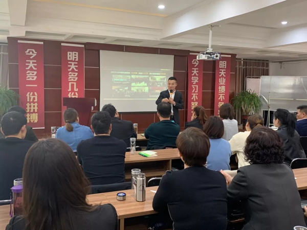 鑫迪木门第7期《决胜新店开业》新加盟精英特训营完美收官!