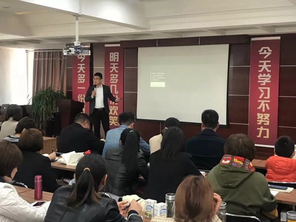 鑫迪木门第7期《决胜新店开业》新加盟精英特训营完美收官!