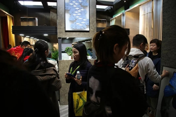 乾庄刺绣携大量新品亮相北展与深圳展,低调演绎奢华!