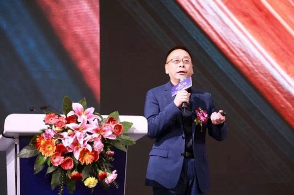 森鹰门窗董事长边书平《组织变革》演讲：每一个企业都需要组织变革