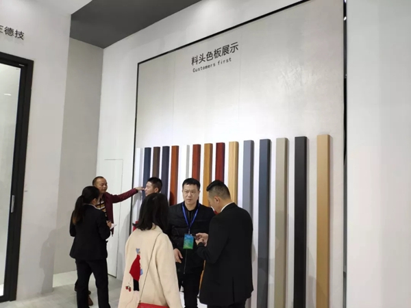 德技优品门窗在中国门窗博览会惊艳落幕，转战中国（上海）建博会！