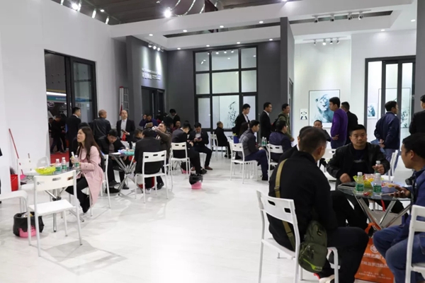 德技优品门窗在中国门窗博览会惊艳落幕，转战中国（上海）建博会！