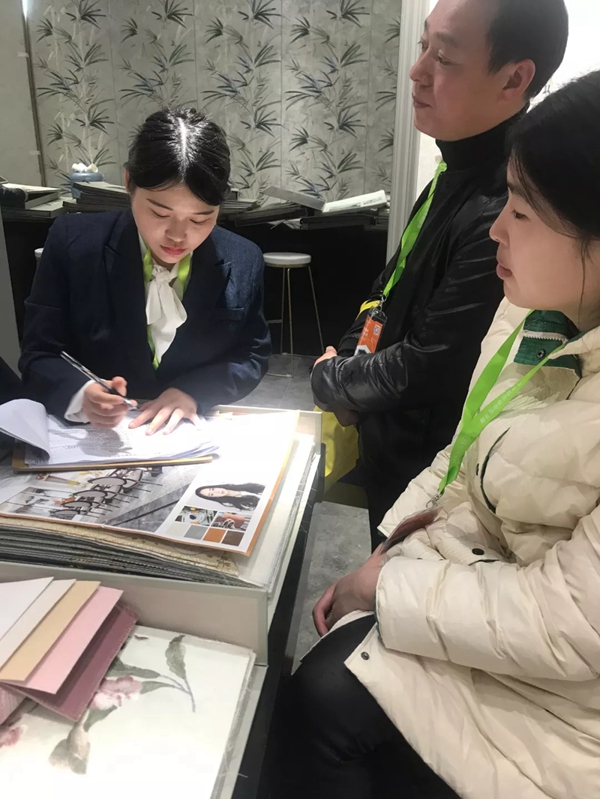 雕刻空间窗帘2019年深展|暨春夏新品发布会完美收官,疯狂签约!
