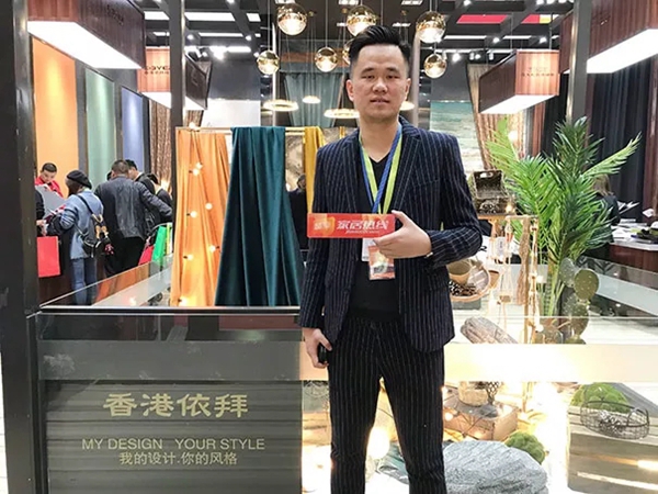 香港依拜荣获“第九届全国墙纸墙布行业经销商大调查”经销商推崇品牌奖项！