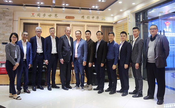 红棉花板材迎来界知名企业爱格集团爱格先生一行参观交流！