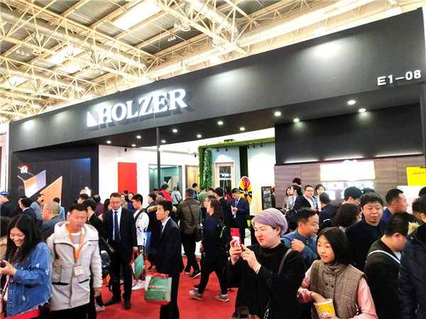 惊艳亮相北京国际门展，霍尔茨的这些亮点不容错过！