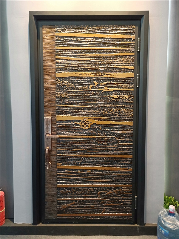 北京门业展|米锐装甲门李松:刚柔并济,见证品质匠心