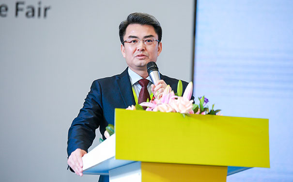 快讯丨何佐贤：以大平台促进大商业 引领中小企业高质量发展