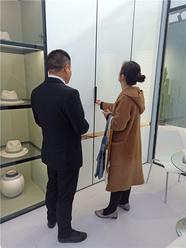 北京门业展|世纪王牌木门钱亚春：2019年再开100家专卖店