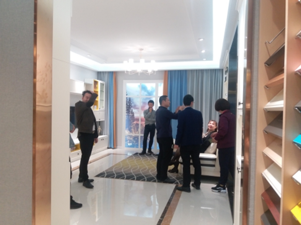 格曼尼家居迎来东华理工大学广州校友会参观交流