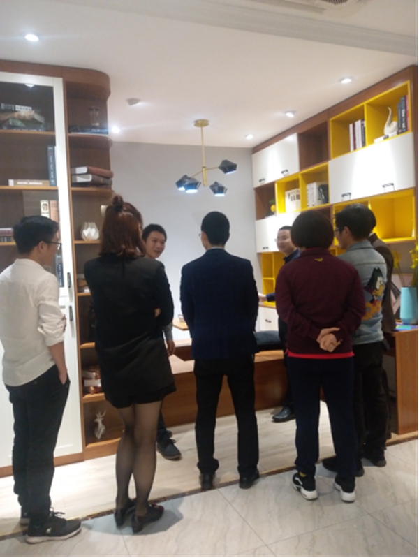 格曼尼家居迎来东华理工大学广州校友会参观交流